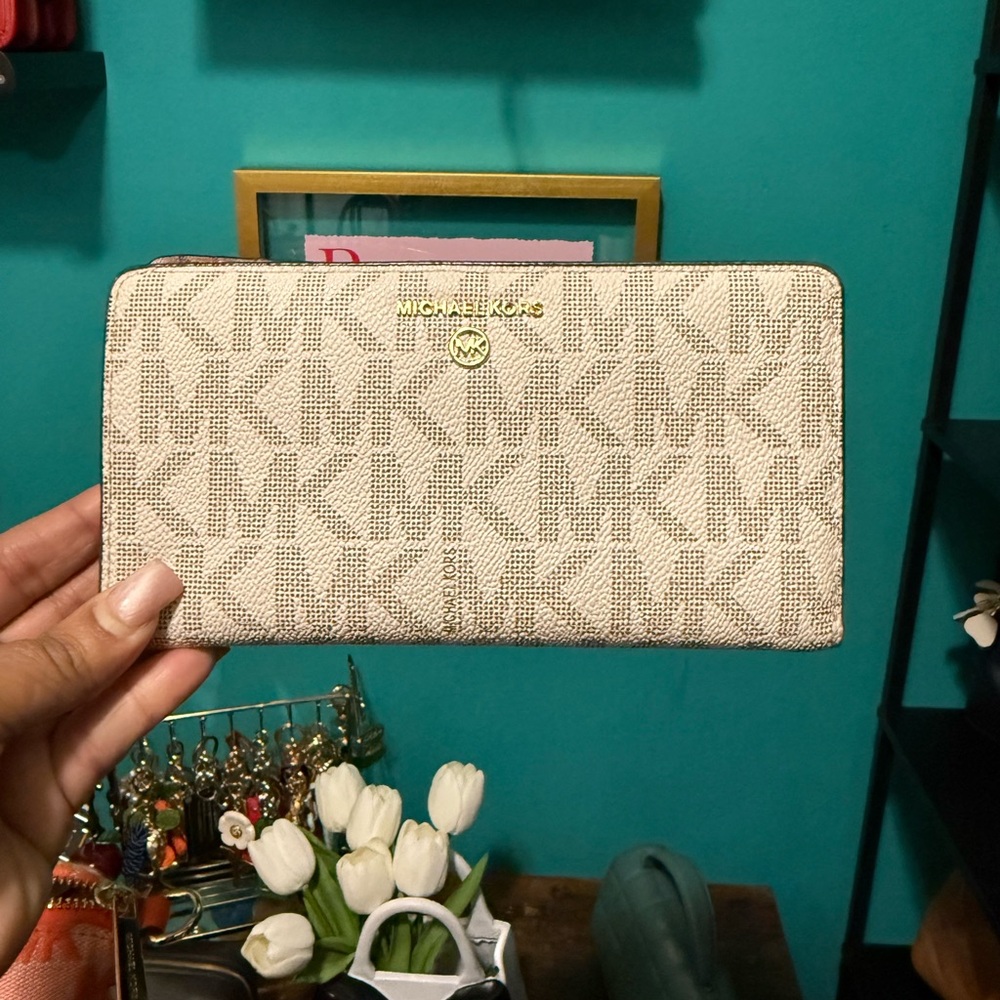Michael Kors Beige Monogram Wallet